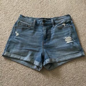 Hollister High Rise 3’’ Jean Shorts